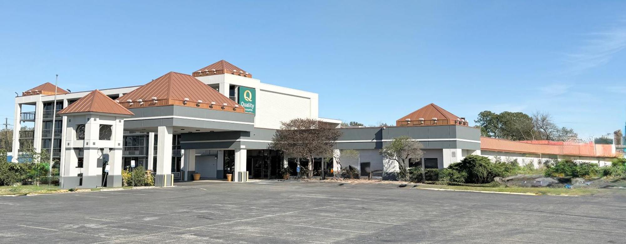 Quality Inn&Suites Baton Rouge West - Port Allen Exterior foto