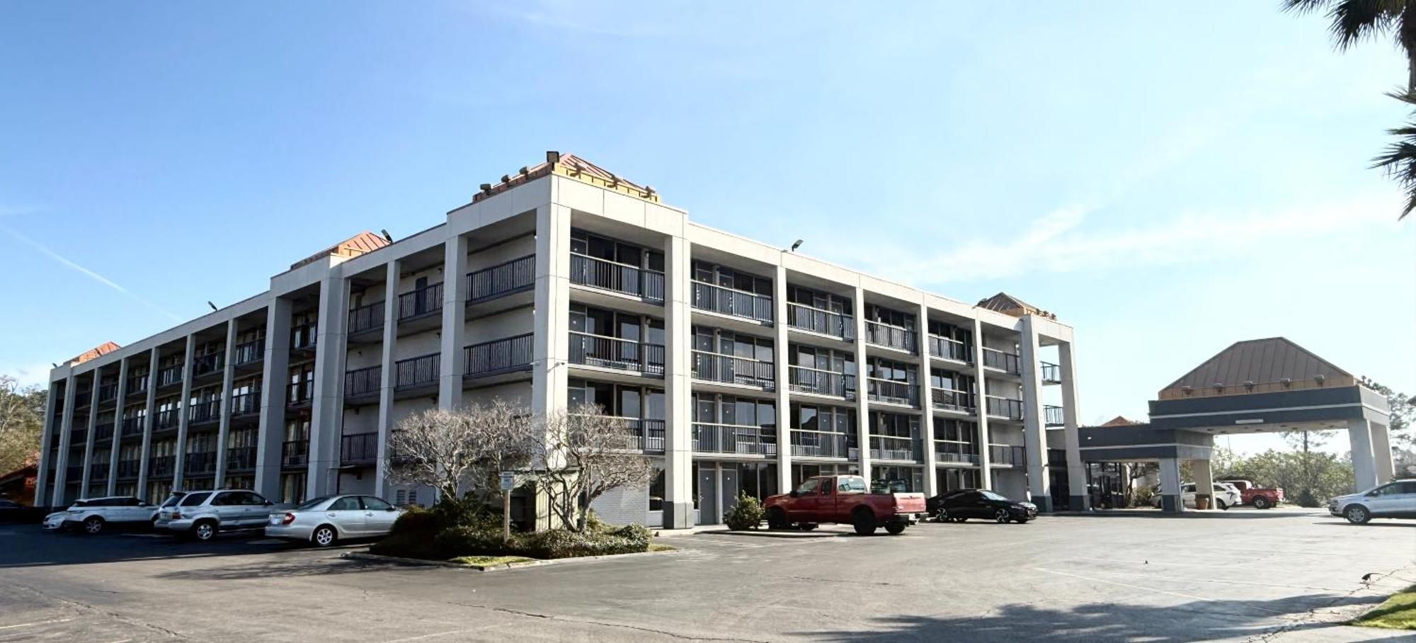 Quality Inn&Suites Baton Rouge West - Port Allen Exterior foto